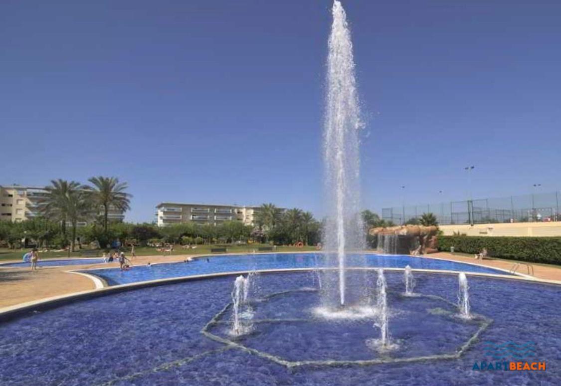Apartbeach Los Juncos Residencial Piscinas Y Petanca La Pineda Exterior photo