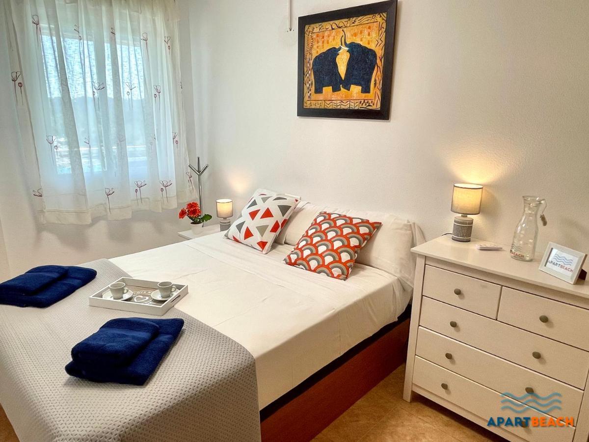 Apartbeach Los Juncos Residencial Piscinas Y Petanca La Pineda Exterior photo