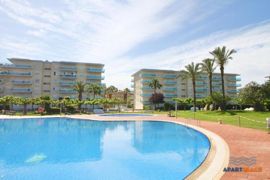Apartbeach Los Juncos Residencial Piscinas Y Petanca La Pineda Exterior photo