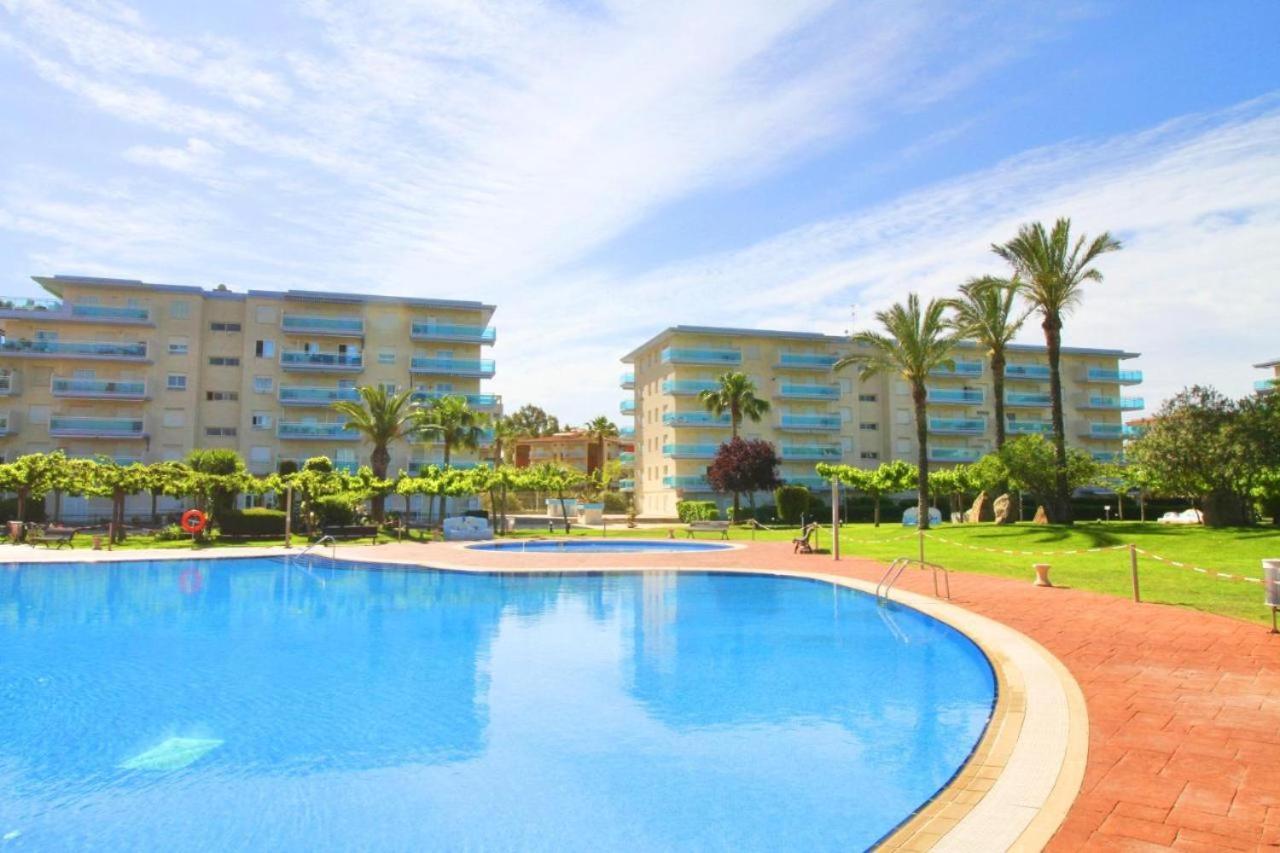 Apartbeach Los Juncos Residencial Piscinas Y Petanca La Pineda Exterior photo